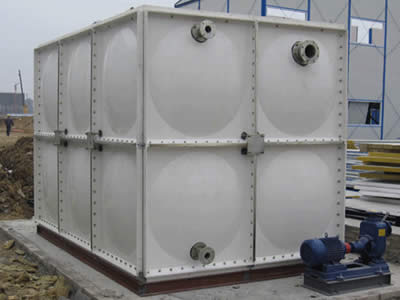 金川玻璃钢保温水箱